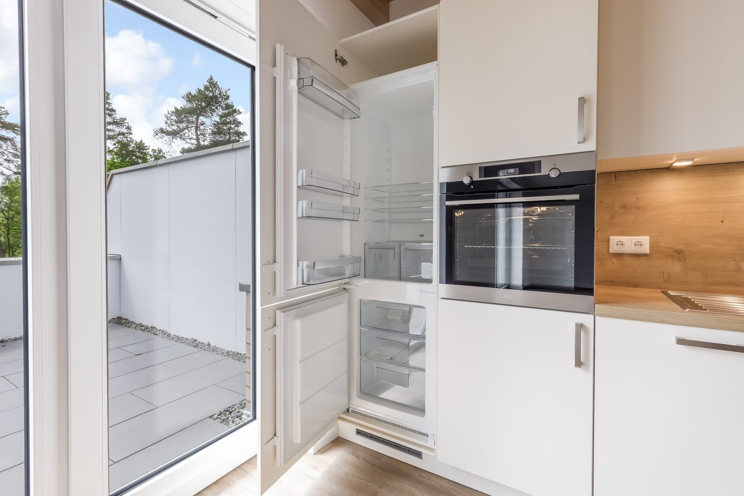 Details Objektfotografie - Kücheneinrichtung Detailfoto eines Kühlschranks