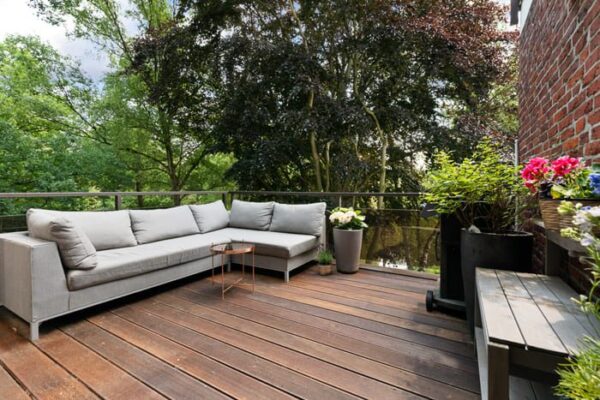 Immobilienfoto einer Dachterrasse richtig vom Profi fotografiert